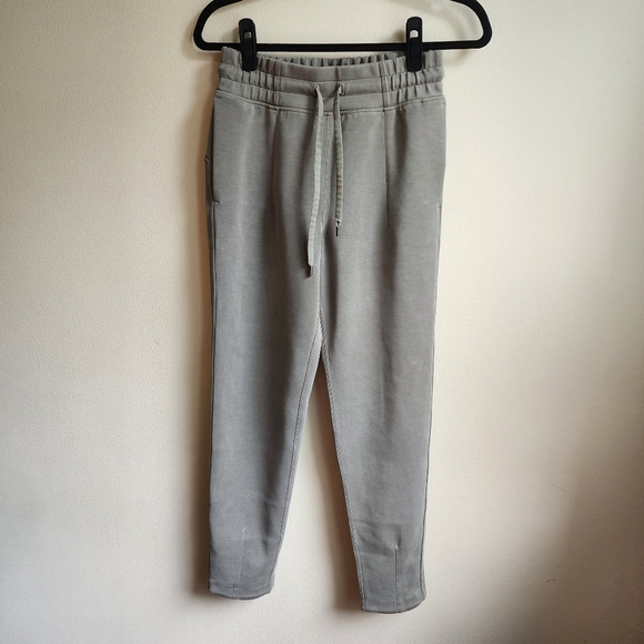 Lululemon Soft Ambitions High Rise Jogger Size 4 - Picture 1 of 6